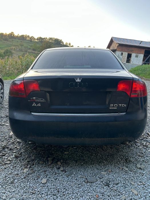 Vând sau dezmenbrez audi a4 b7 motor 2.0 tdi  și audi a6 c6 2.0