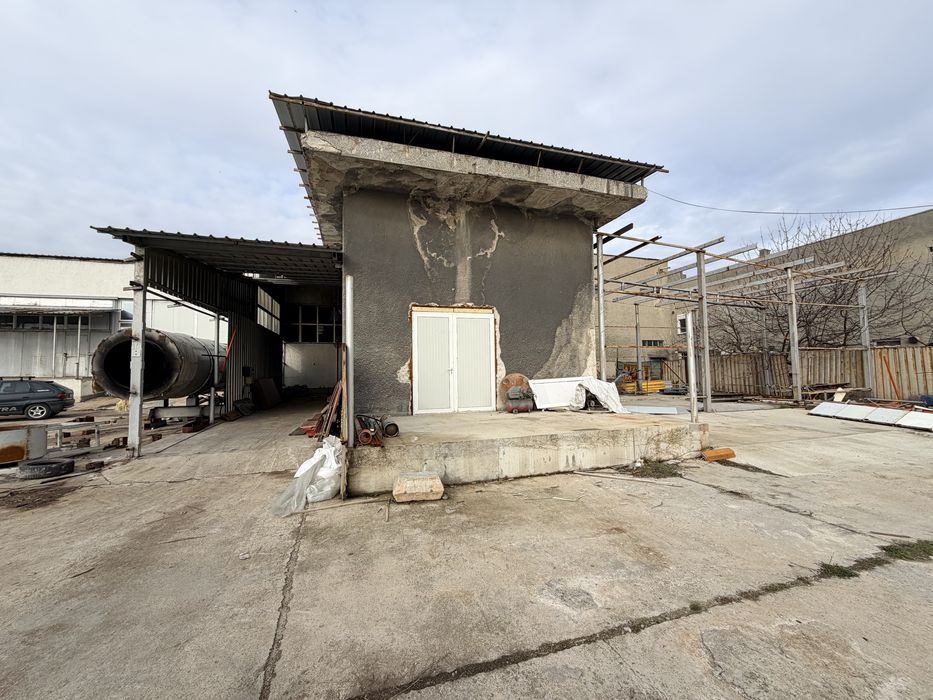 Промишлен имот в промишлена зона Сливен