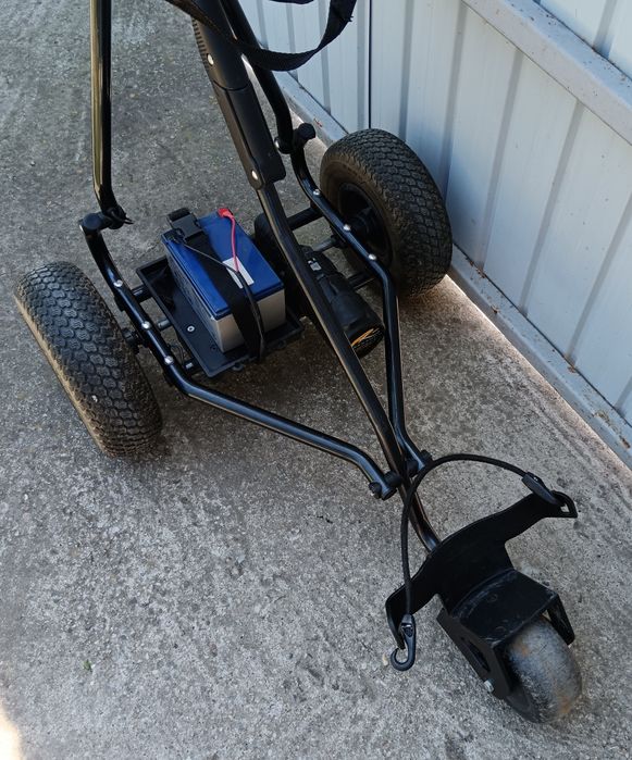 Cărut electric pt golf, pliabil, cu suport pt umbrelă reglabil