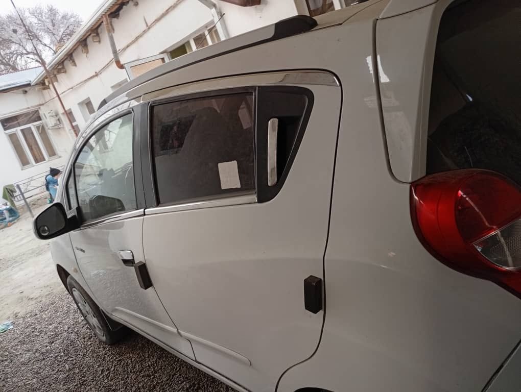 Chevrolet Спарк 2013