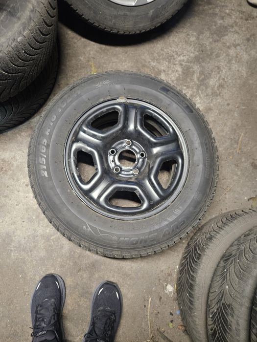 Anvelope iarna+ jante Duster 215 65 16 SUV