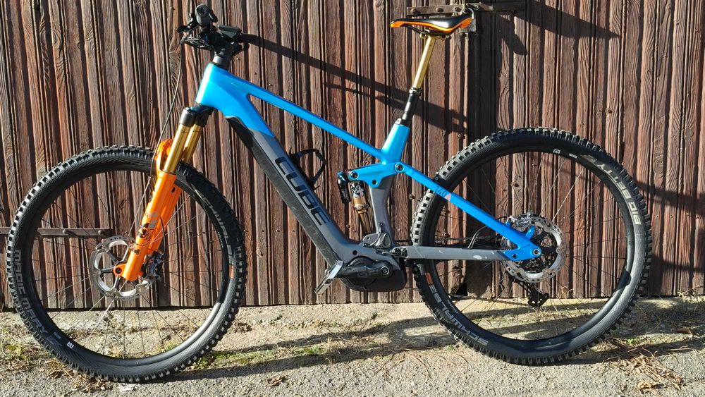 Cube stereo action team 140 carbon, kashima, 750wh bosch smart system