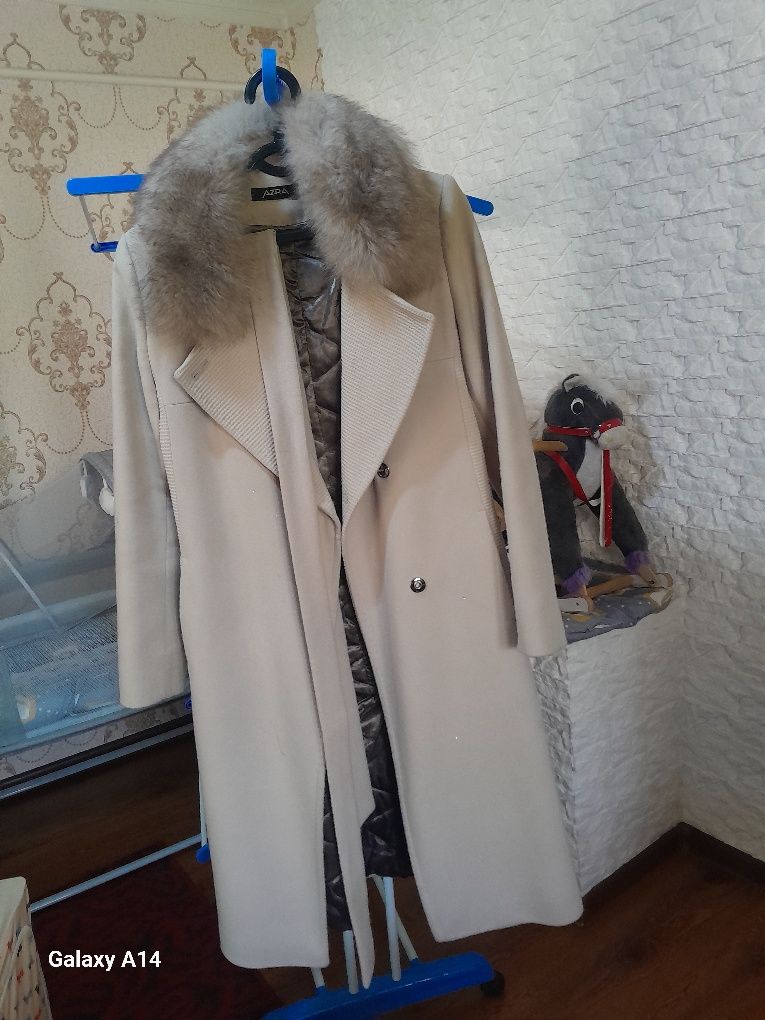 Zamonaviy palto sifati alo