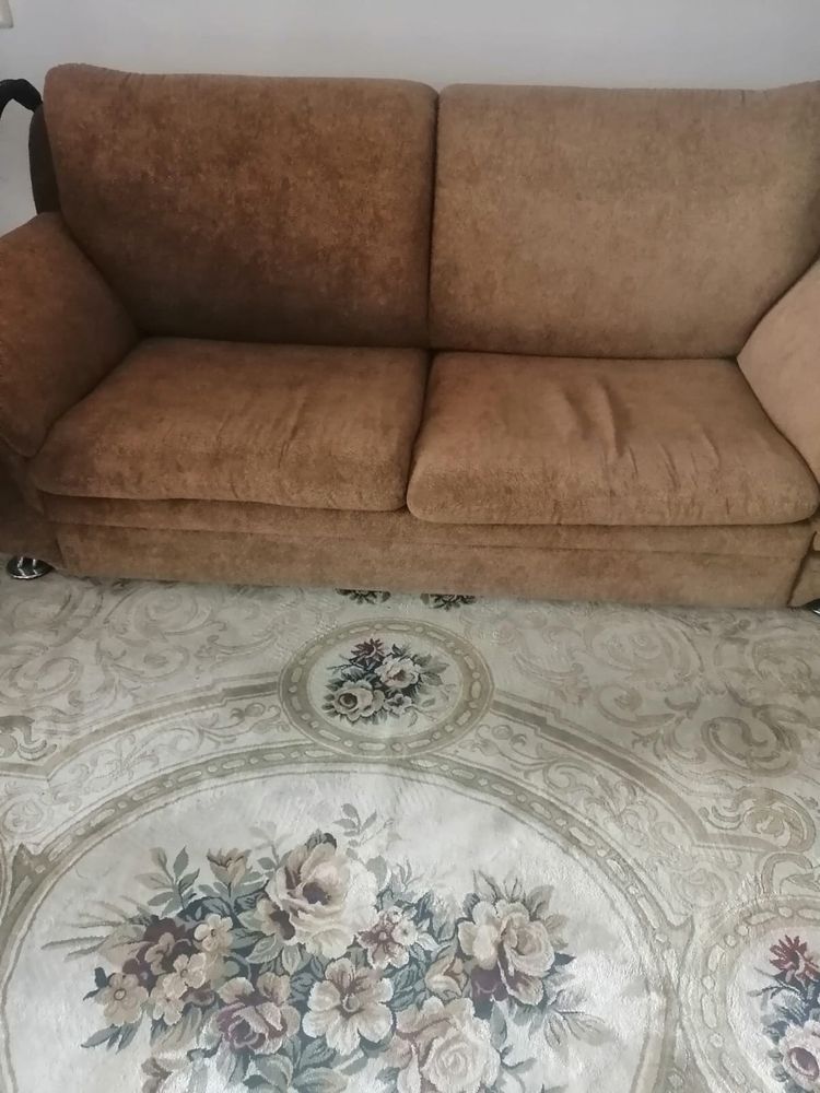 Продам диван и кресло