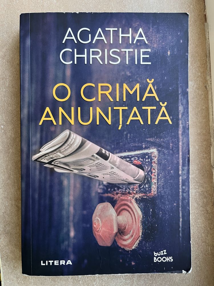 Vând 5 cărți noi de Agatha Christie