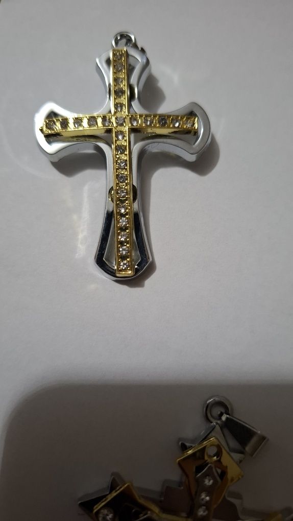 Cruciulite de vânzare