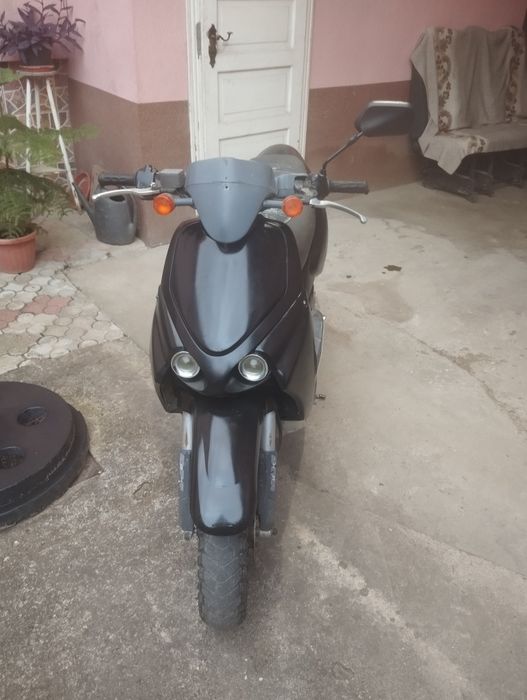 Scuter Aprilia 49