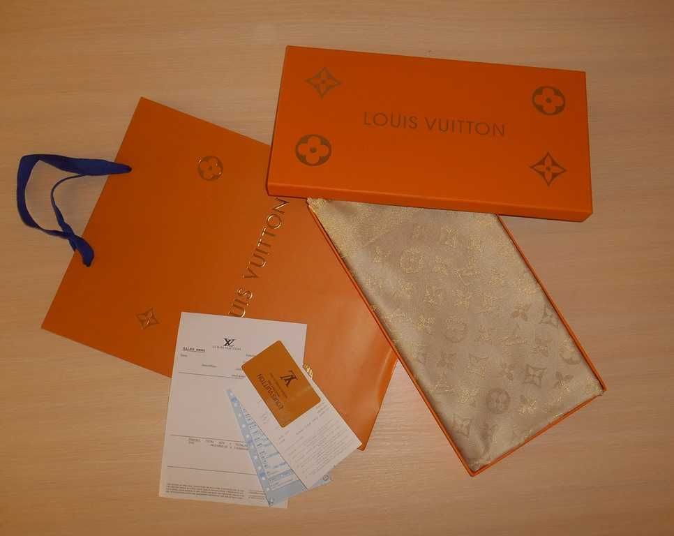 Eșarfă pentru femei Louis Vuitton 034