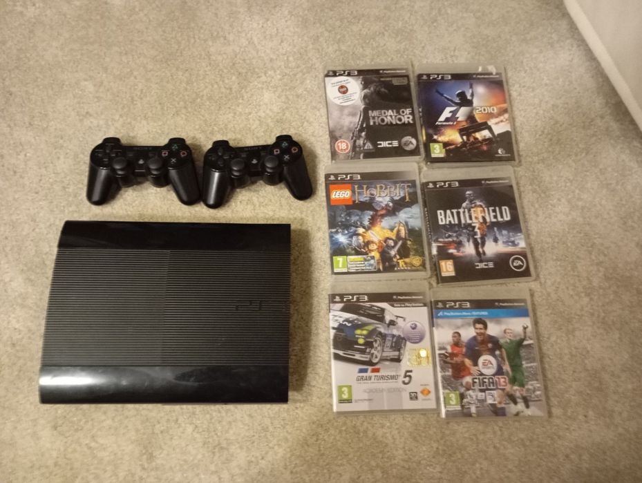 PS3 + cateva jocuri