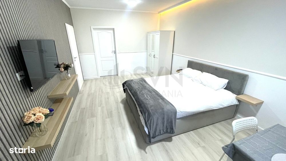 Apartament 8 camere Aviatiei decomandat