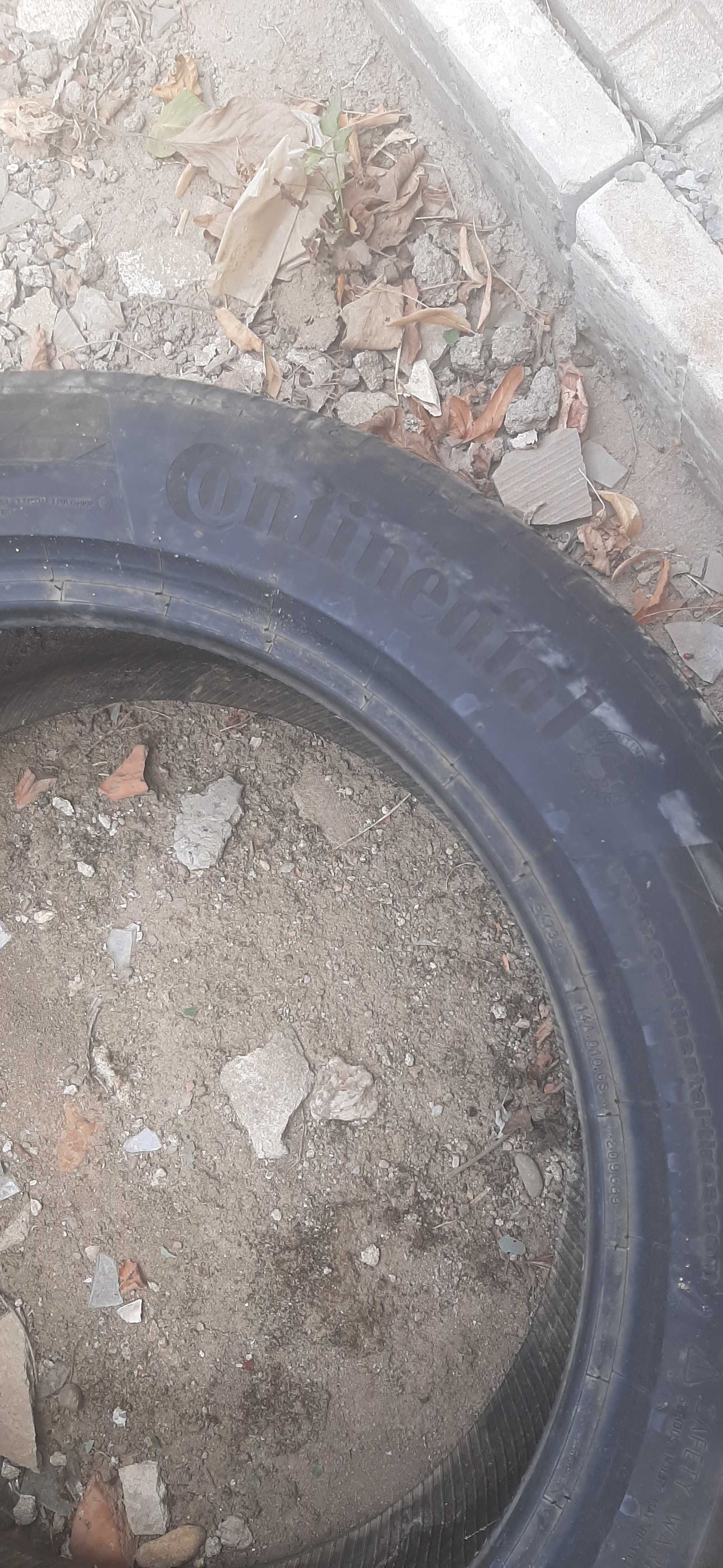 Продавам четири броя летни гуми
