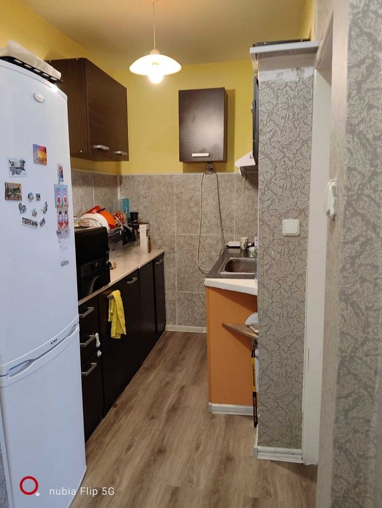 Дава се под наем Тристаен апартамент в София, Люлин 4 - 74 кв.м за 490 € - Снимка #1