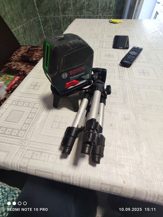 Laser Bosch gclv2-15 g cu trepied