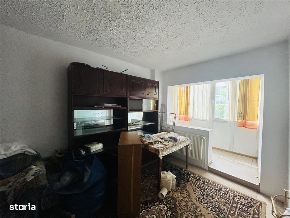 Apartament 2 camere de vanzare – Rahovei – etaj 1/4 – balcon mare