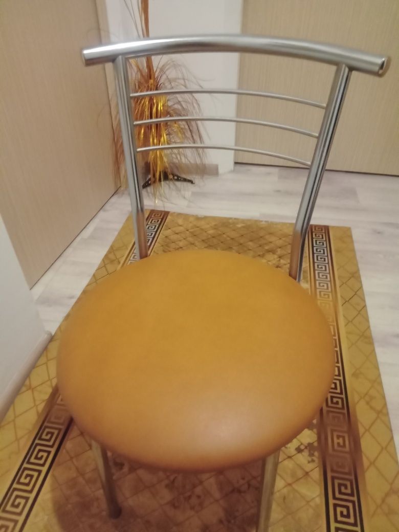 Стулья металлические