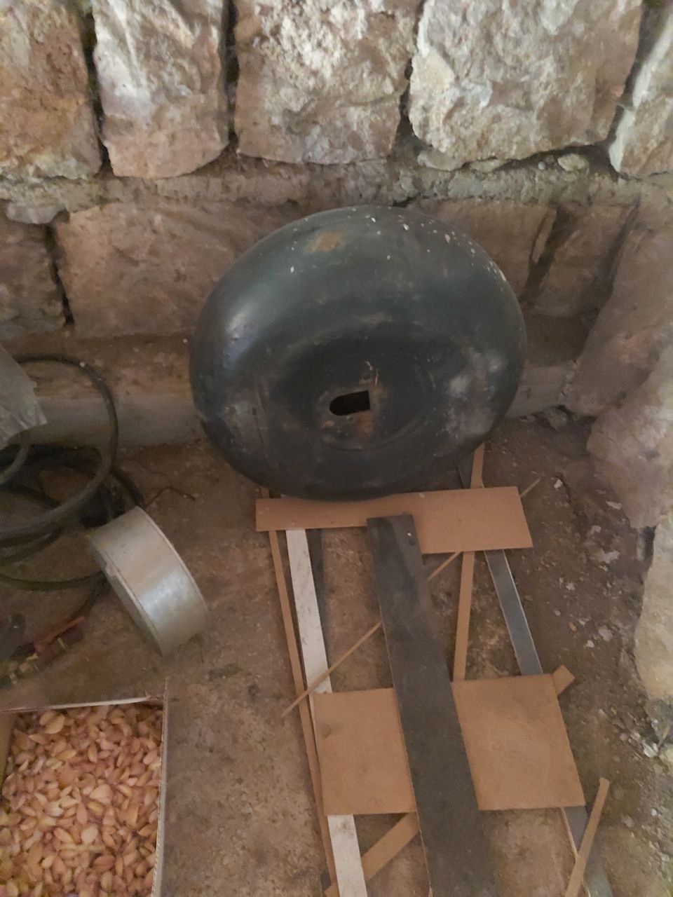 Dakment bor gaz balon bor olasiz minasiz holati yaxshi