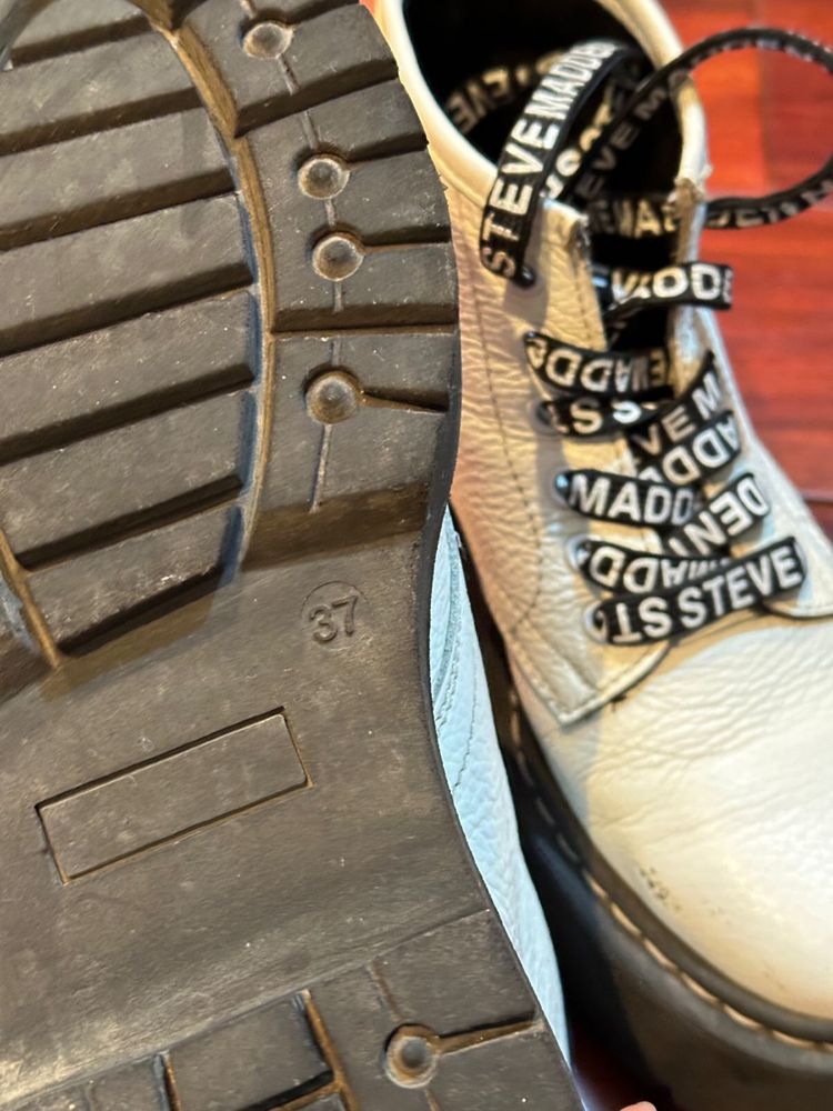 Продам демисезонную обувь от Steve Madden