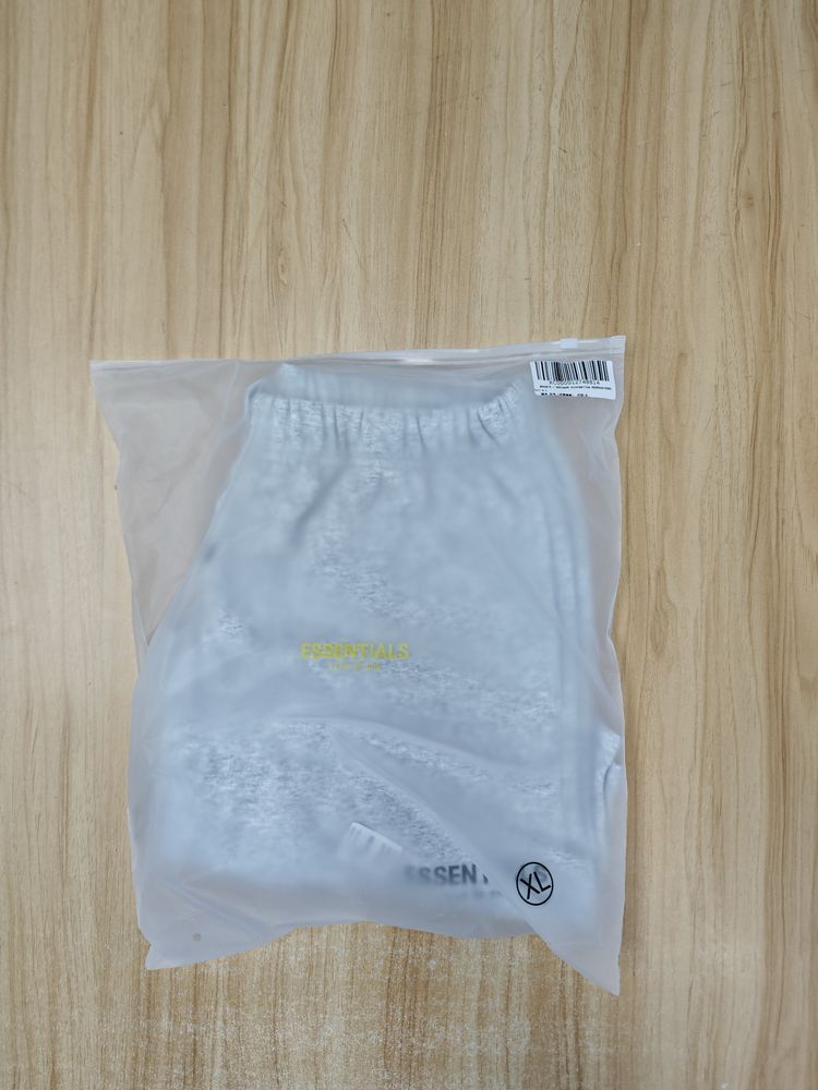 Essentials short fear of god