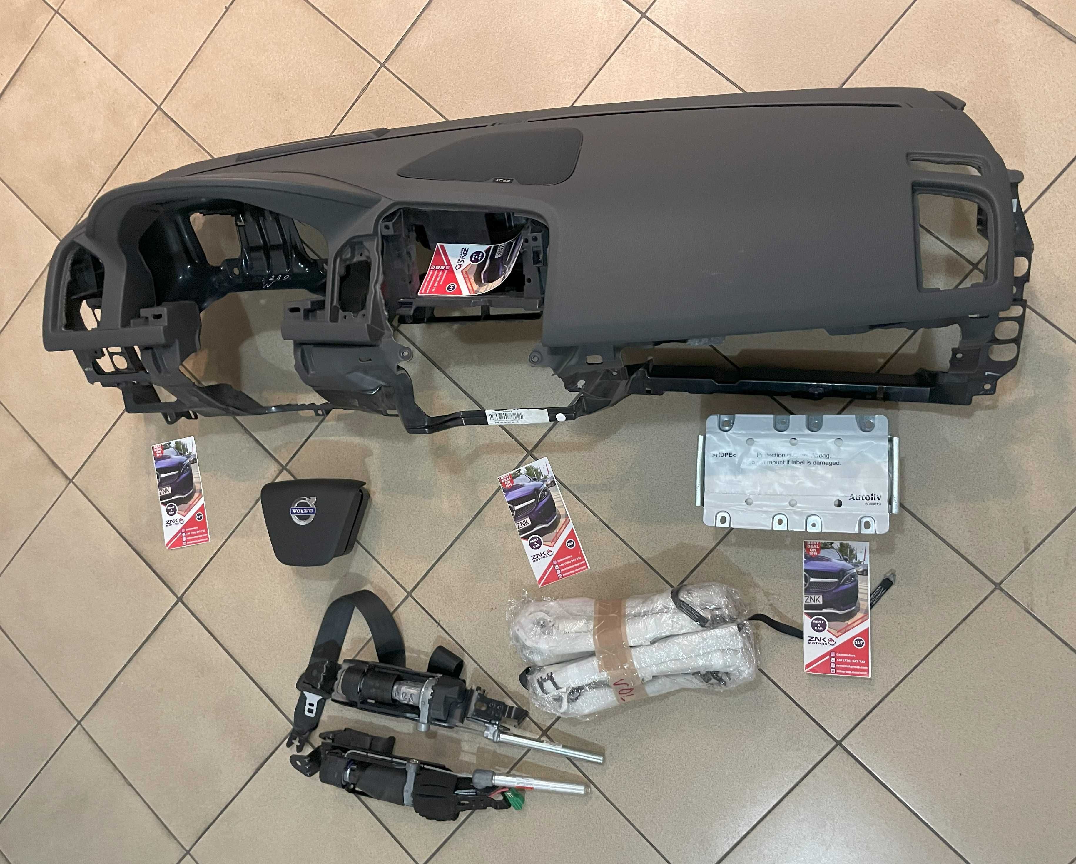 Volvo XC60 kit airbag - plansa de bord boxa - centuri de siguranta