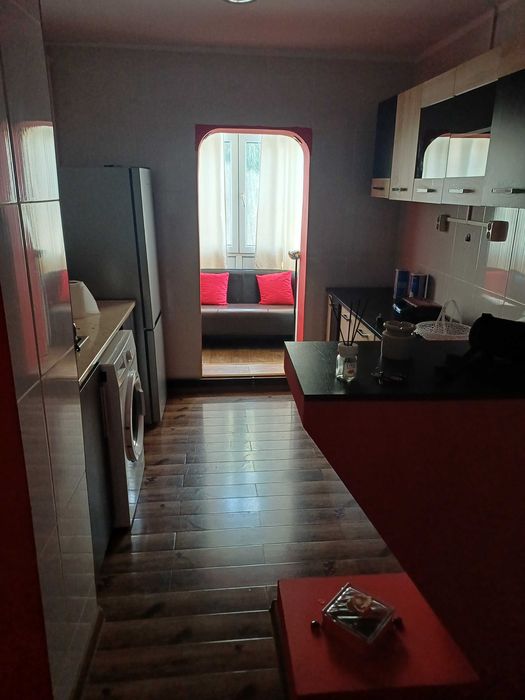 Apartament de închiriat cu 2 camere in oras Găești