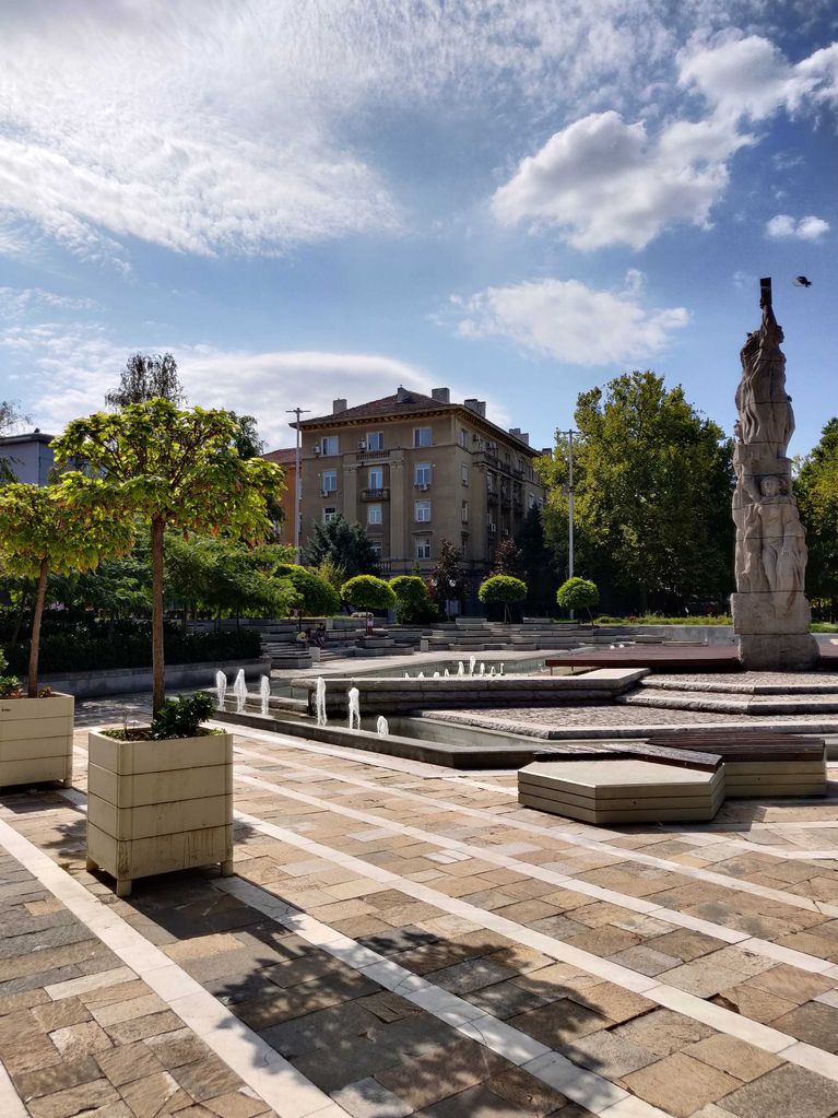 Продава се Тристаен апартамент в Димитровград - 89 кв.м за 529 €/кв.м - Снимка #1