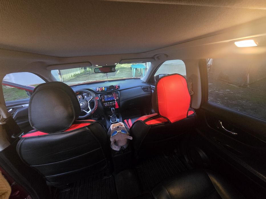 Nissan X-Trail 4x4 automat