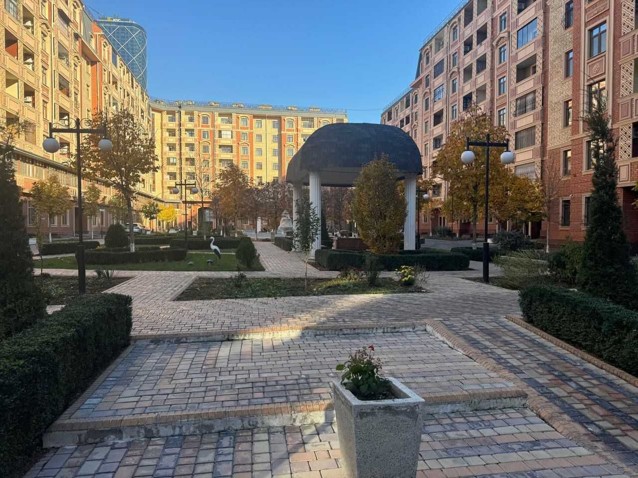 Продается квартира 6 комнат ЖК Parisien ААА