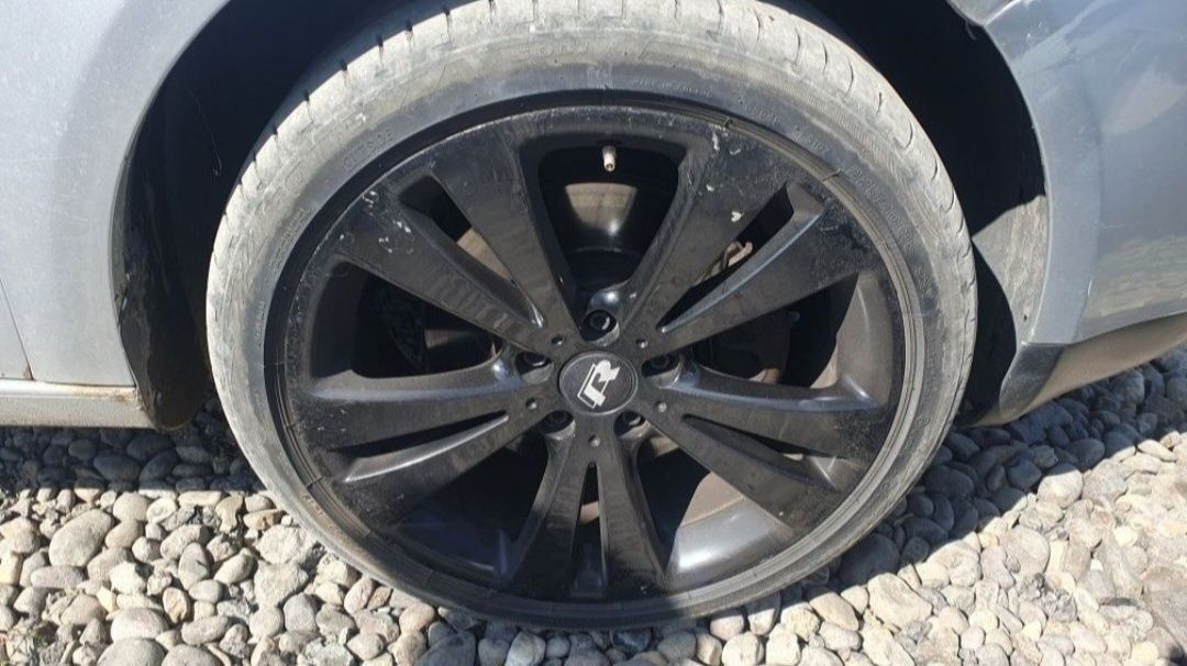 Jante r18 passat , touran , golf , prindere 5x112 anvelope bune