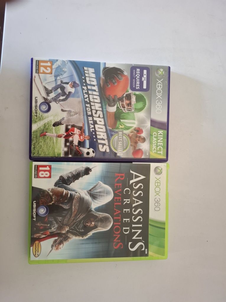 Xbox 360 с две игри