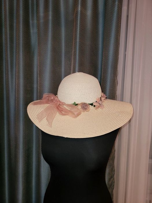 Palarie eleganta dama