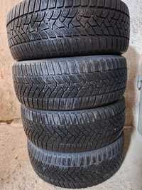 Зимни гуми Dunlop 215/55R17