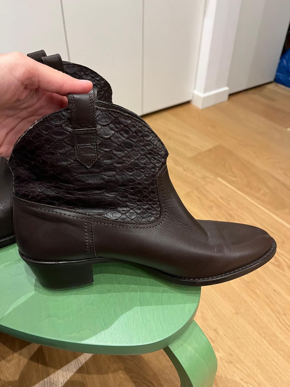 Боти, с минимални следи от носене, 41 нр. Massimo Dutti