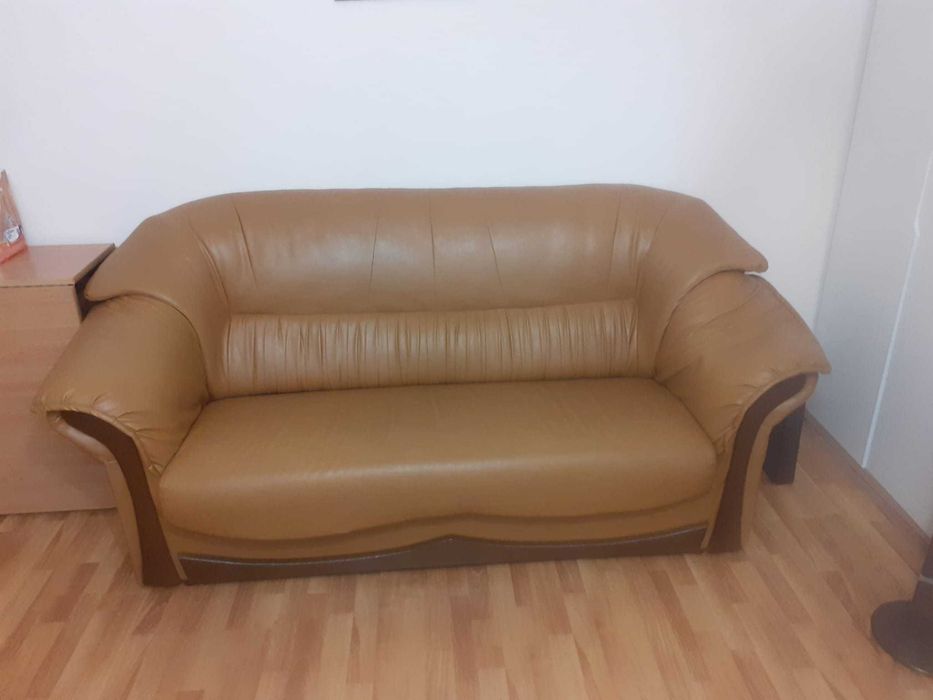 vand canapea + 2 fotolii din piele ecologica