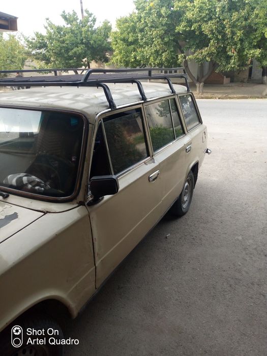 Vaz 21 02 sotiladi