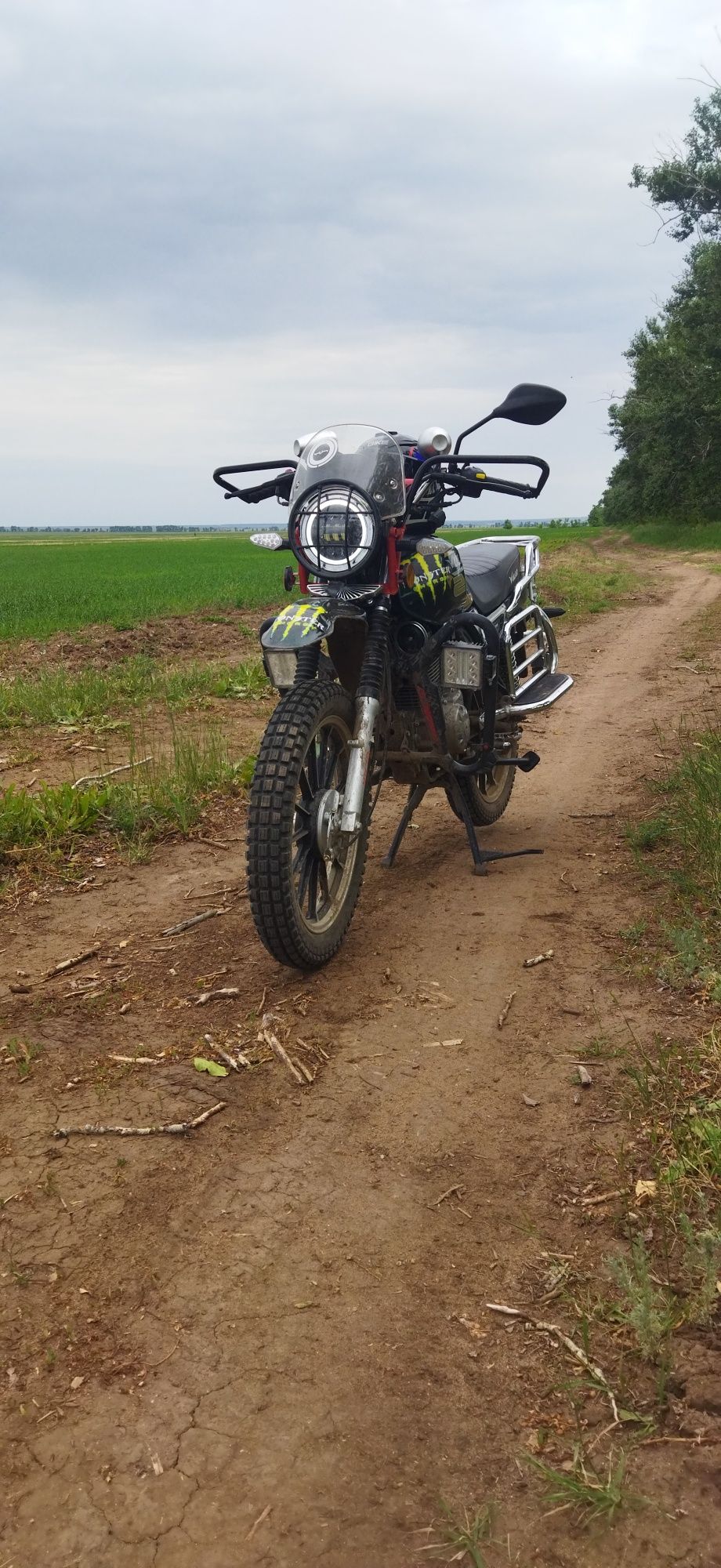 Продам ULAR R200 7-m