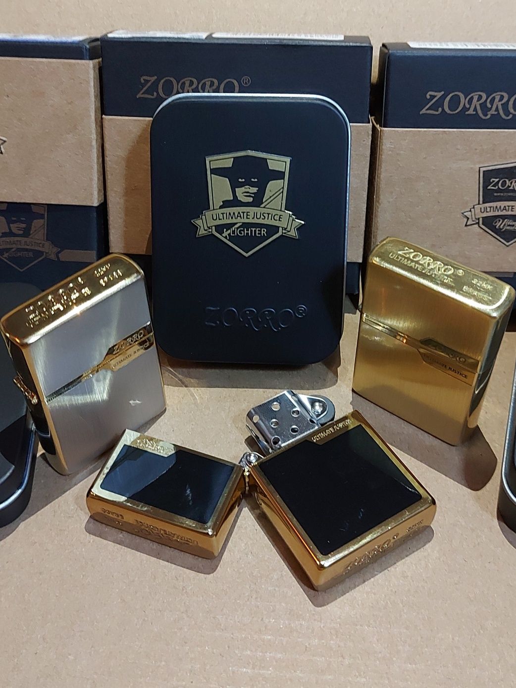 Бензиновая зажигалка Zorro. Подарочная зажигалка zippo. Lighter зажиг.