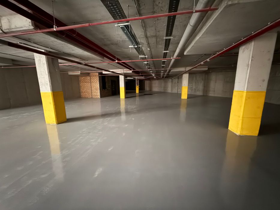 Краска серая глянцевая для бетонных полов