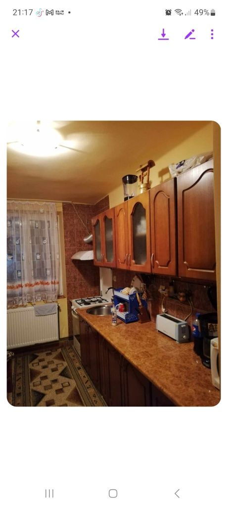 Vând apartament cu 3 camera