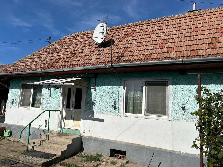 Proprietar vand casa cu teren in Chichis