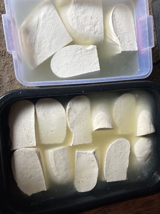 Telemea de vaca 100% naturala veche sau  proaspata