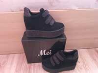 Велурени обувки на Mei