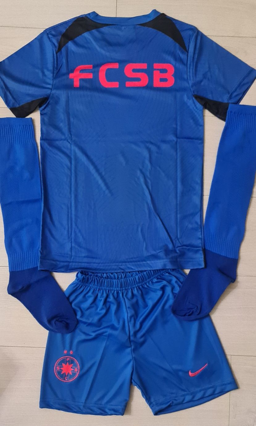 Echipamente fotbal copii 4/14ani.FCSB
