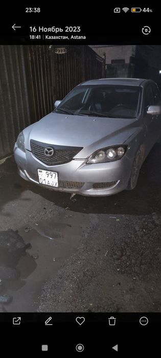 Мазда 3 2004 года