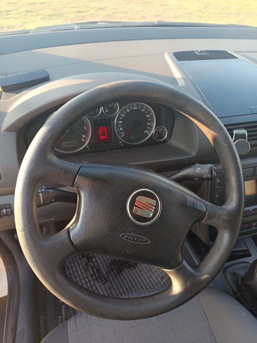 Vând Seat alhambra