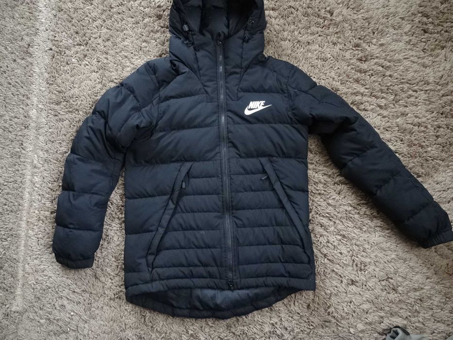 nike S down jacket