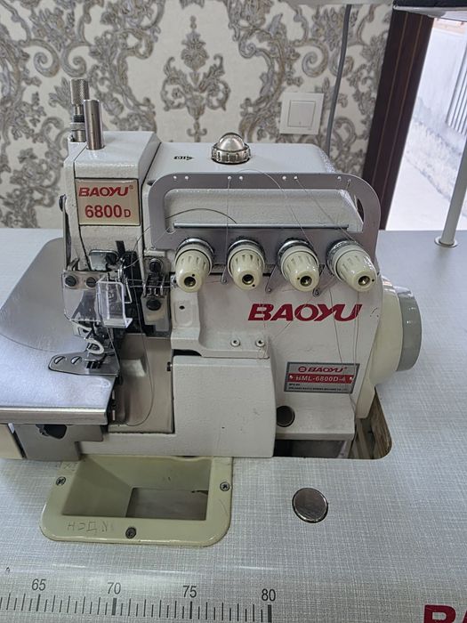 Продаётся оверлок Baoyu