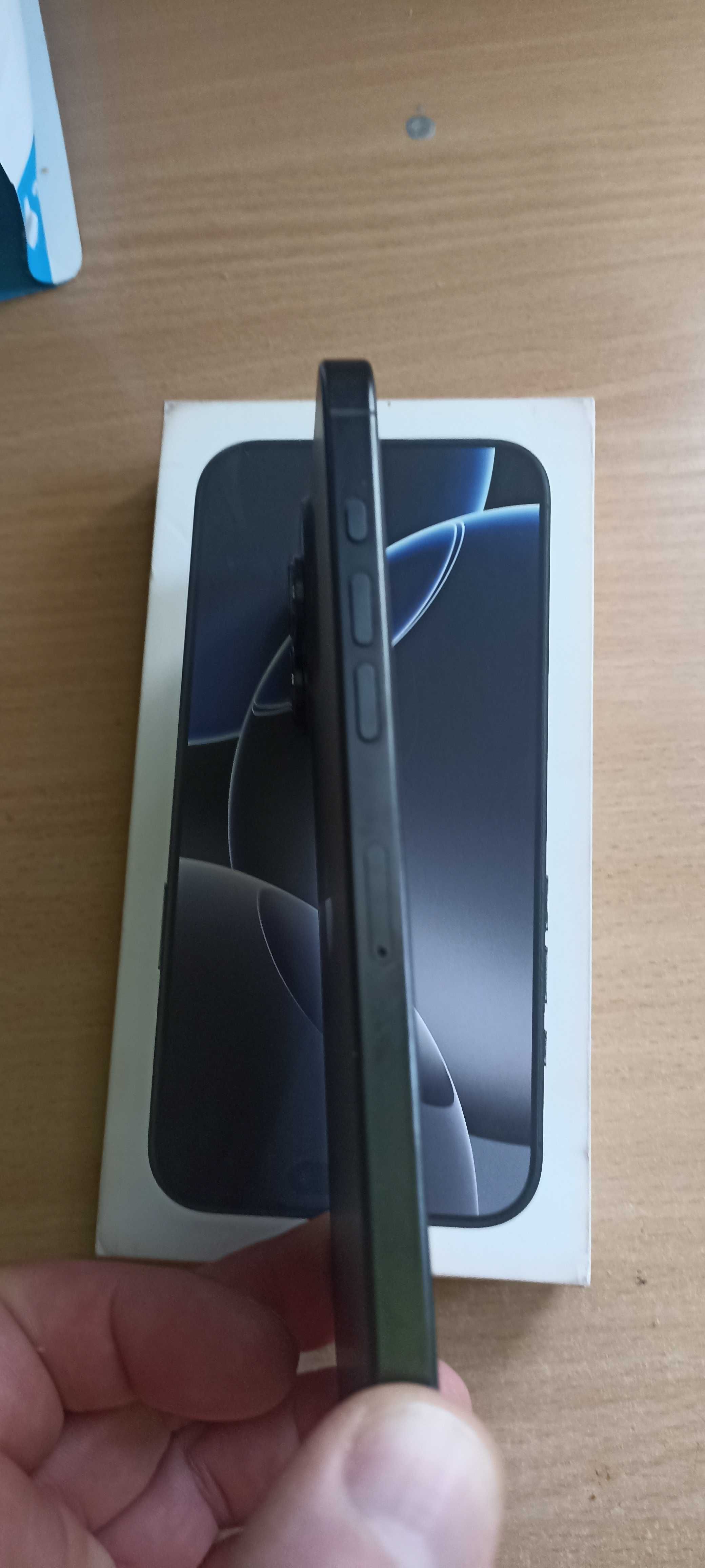 I Phone 16 pro max
