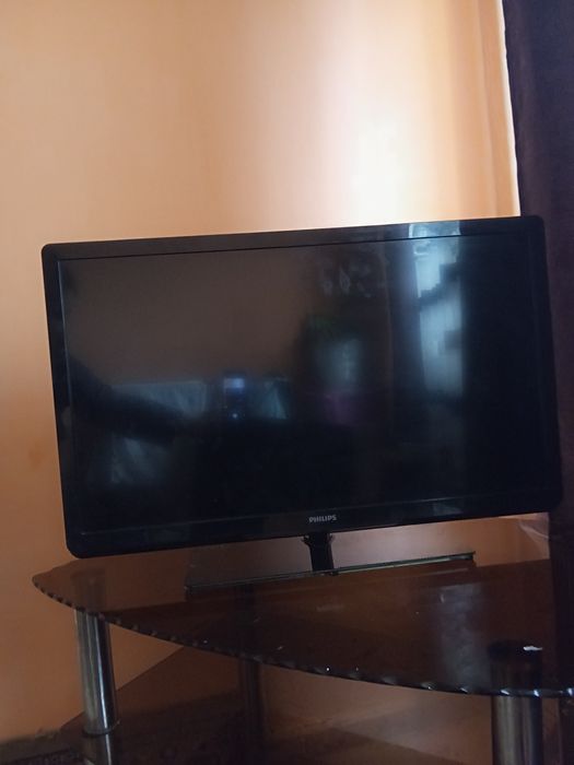 Продам телевизор Филипс