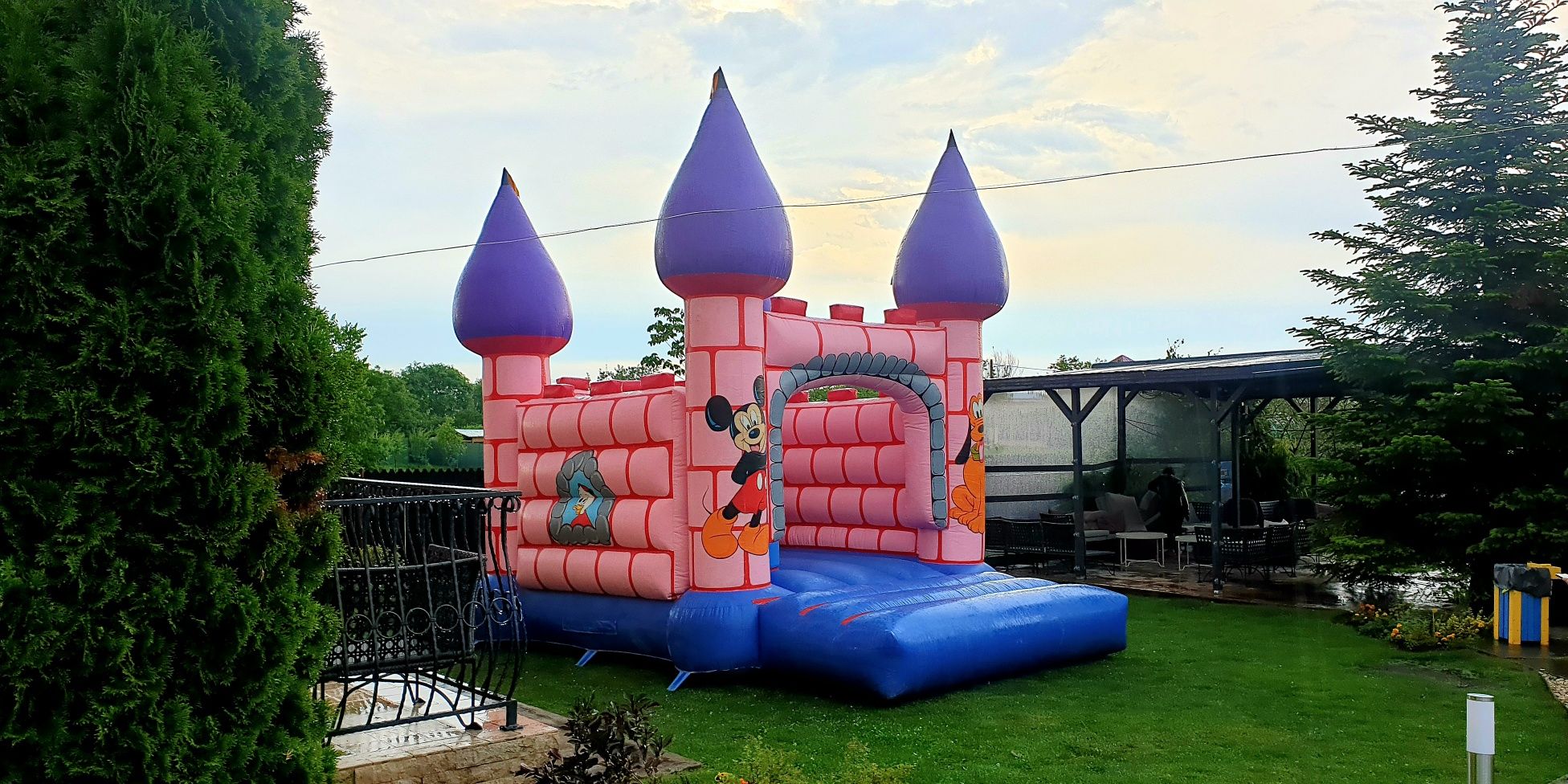 Castel gonflabil Disney  articole party