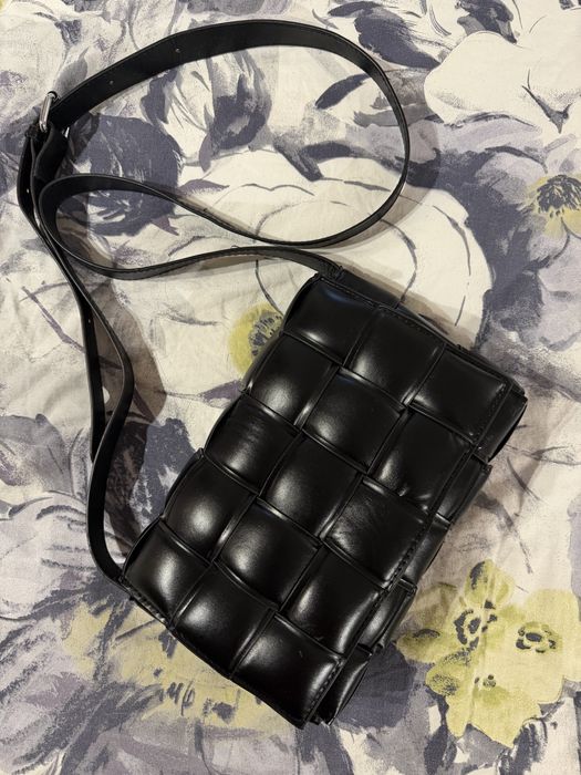 Дамска чанта за през рамо